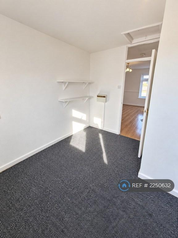 Apartment in Liverpool - View 5