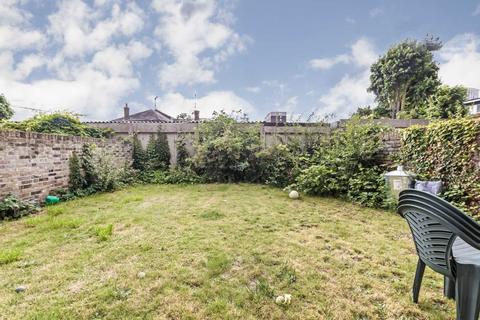 1 bedroom flat to rent, Knights Park, Kingston Upon Thames KT1