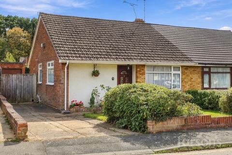 2 bedroom semi-detached bungalow for sale, Woodland Close, Hutton, CM13