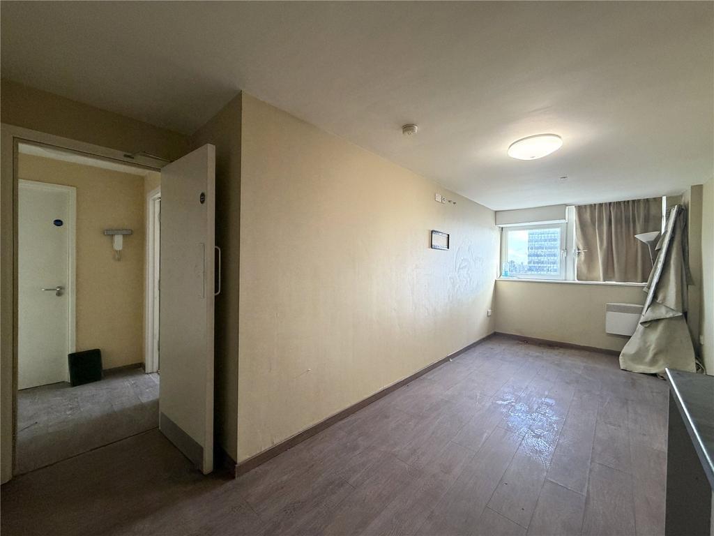 Apartment in Bootle - View 3