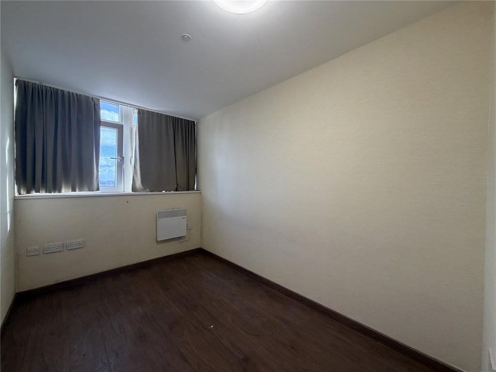 Apartment in Bootle - View 5