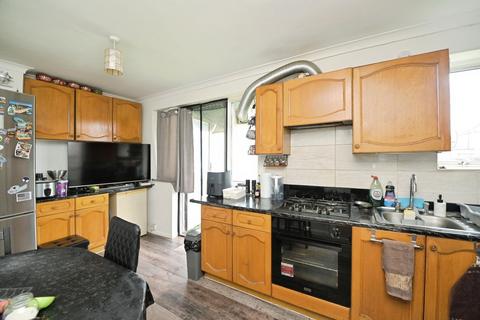 3 bedroom semi-detached house for sale, Blithdale Road, London, SE2