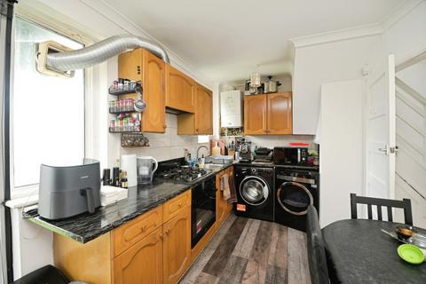 3 bedroom semi-detached house for sale, Blithdale Road, London, SE2