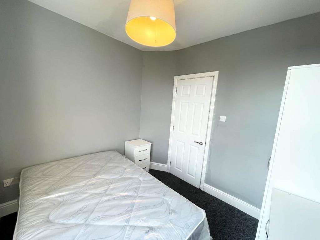 House in West Yorkshire - View 4