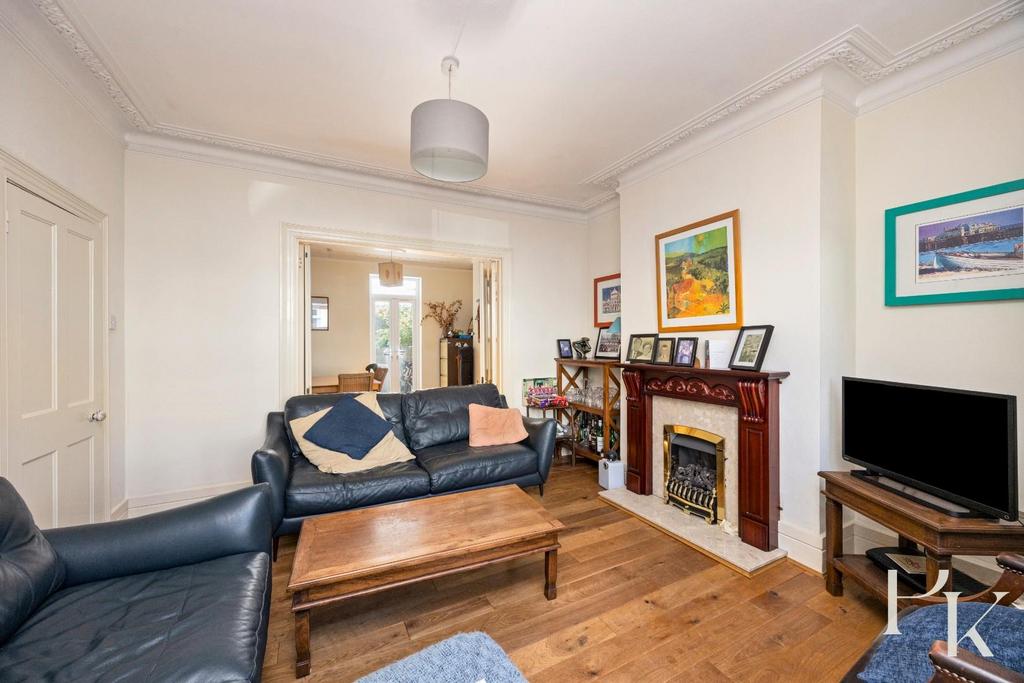 House in Brighton - View 5