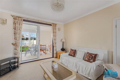 4 bedroom semi-detached house for sale, Devonshire Road, London, NW7