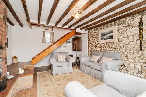 2 bedroom character property for sale, Chapel Yard, Wells-Next-The-Sea