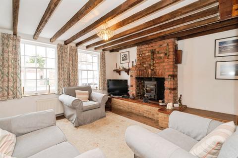 2 bedroom character property for sale, Chapel Yard, Wells-Next-The-Sea