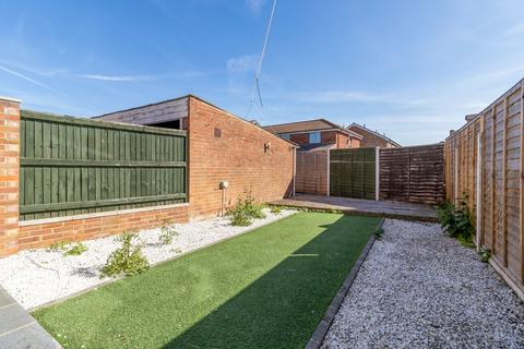 3 bedroom semi-detached house for sale, Green Farm Gardens, Portsmouth, PO3
