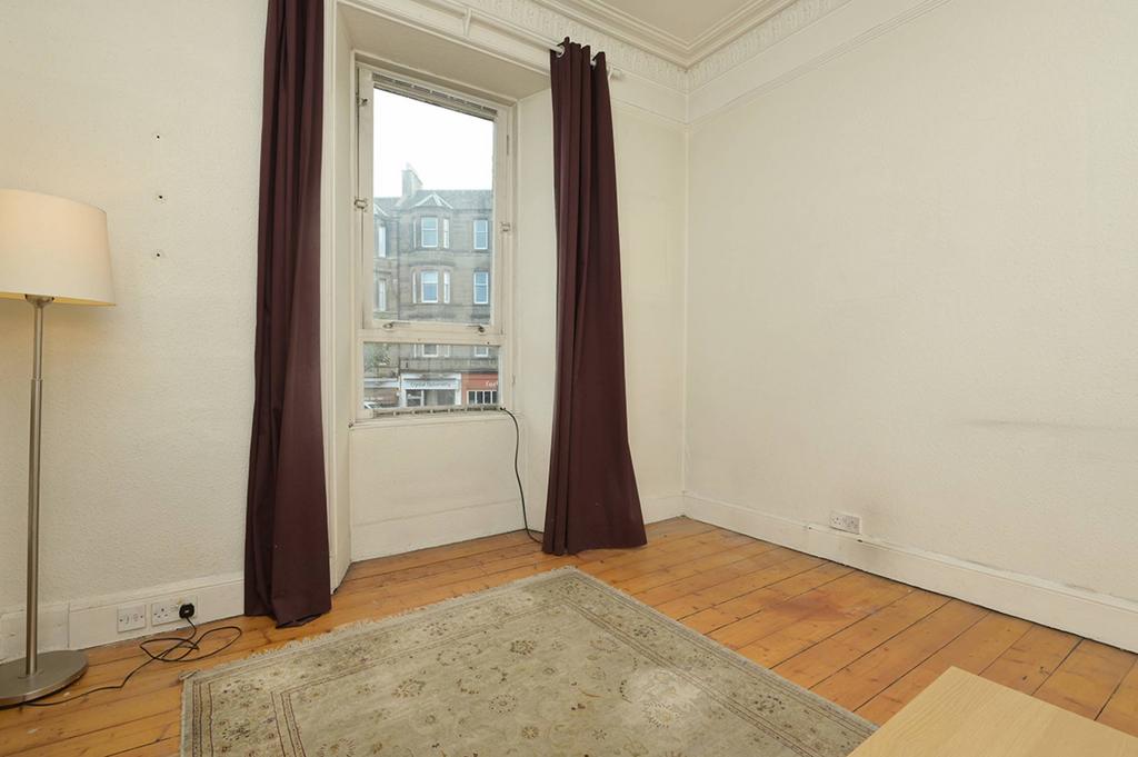 Apartment in Edinburgh - View 4