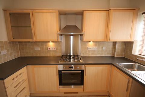 2 bedroom detached house to rent, Gilbert Way, Canterbury
