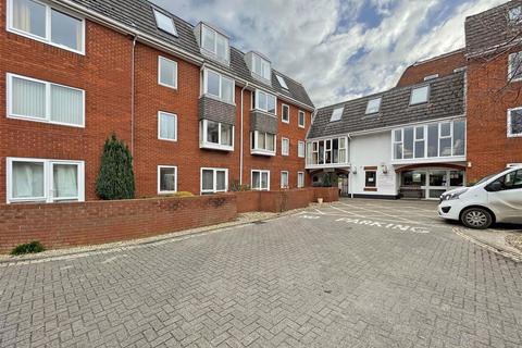 1 bedroom apartment for sale, Bartholomew Street West, Exeter, Devon, EX4 3AD