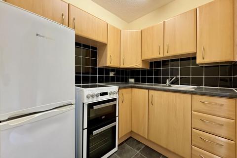 1 bedroom apartment for sale, Bartholomew Street West, Exeter, Devon, EX4 3AD