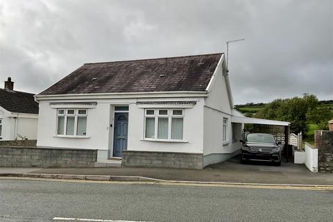 3 bedroom bungalow for sale, New Street, Kidwelly