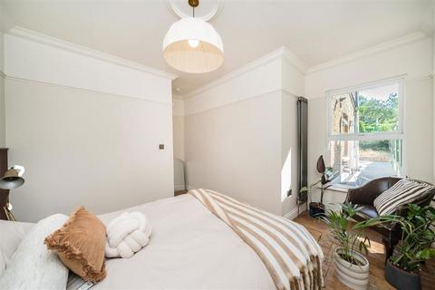 2 bedroom maisonette for sale, Eastcombe Avenue, London SE7