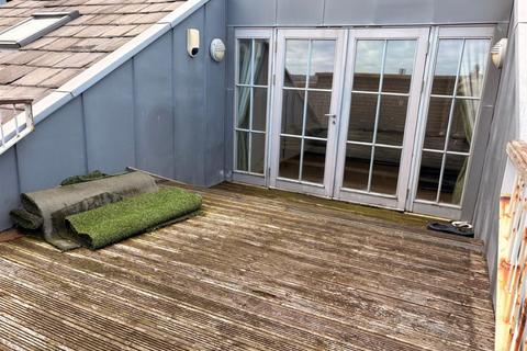 2 bedroom flat for sale, Dock Road, BIRKENHEAD