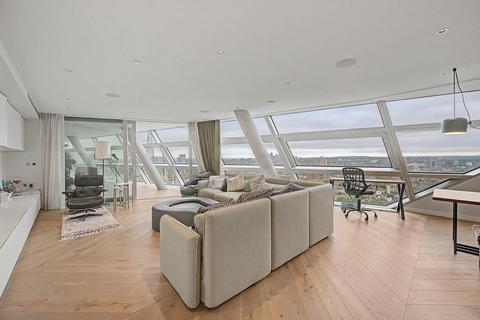 3 bedroom flat for sale, Southwark Bridge Road, Elephant and Castle, London, SE1