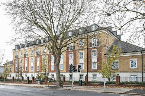 2 bedroom flat for sale, High Road, Finchley Central, London, N12