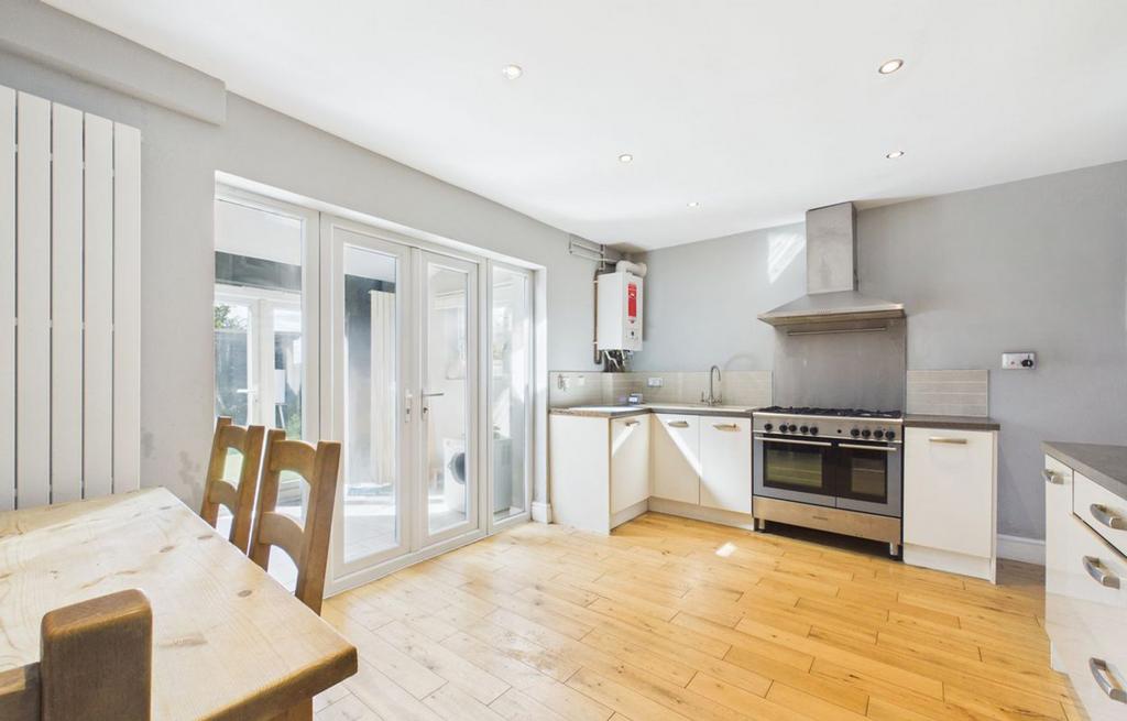 House in Nottingham - View 2