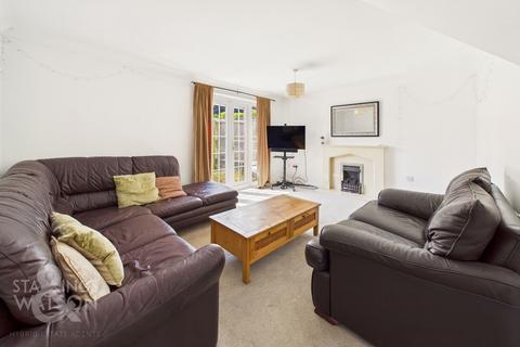 7 bedroom townhouse for sale, Whistlefish Court, Norwich