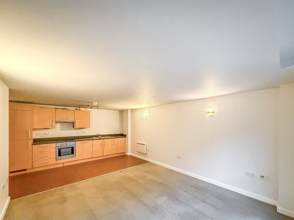 Apartment in Leicester, St Matthew's - View 2