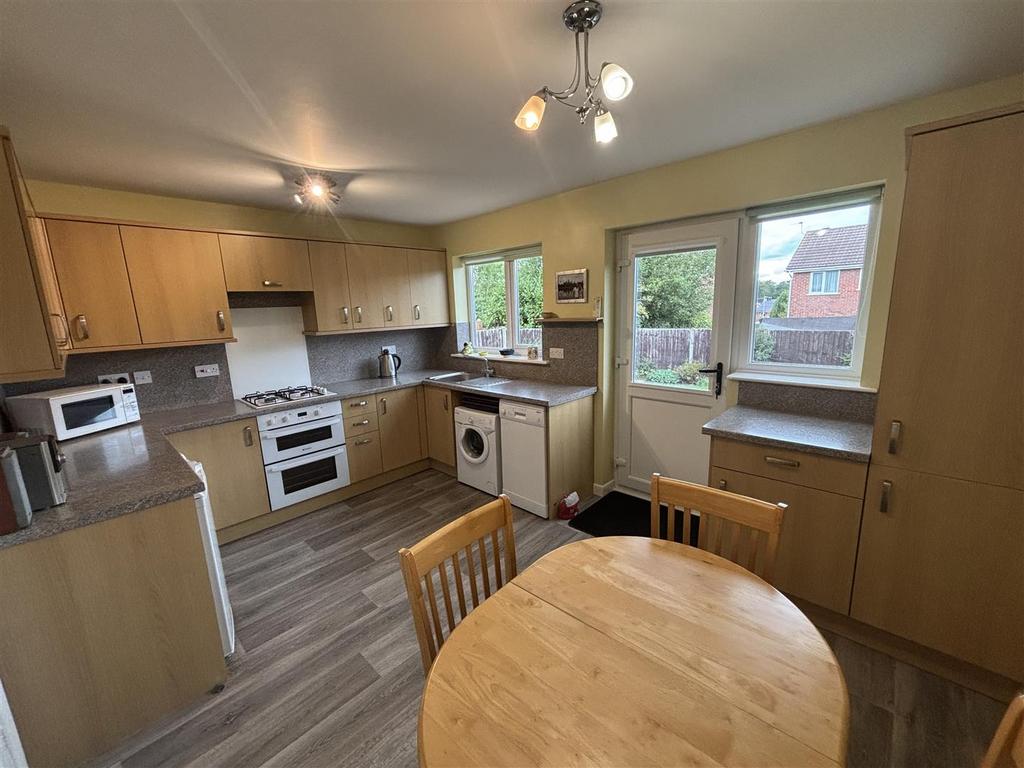 House in Blaby, Glenfields - View 2