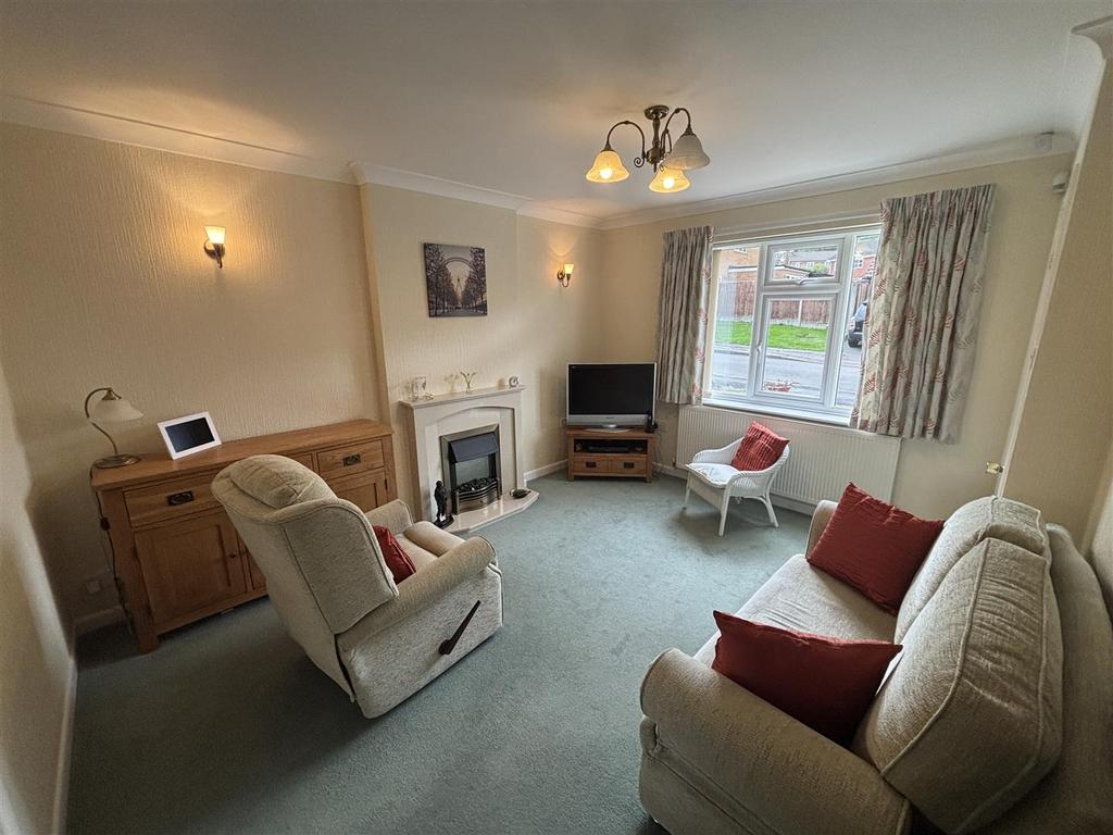 House in Blaby, Glenfields - View 4
