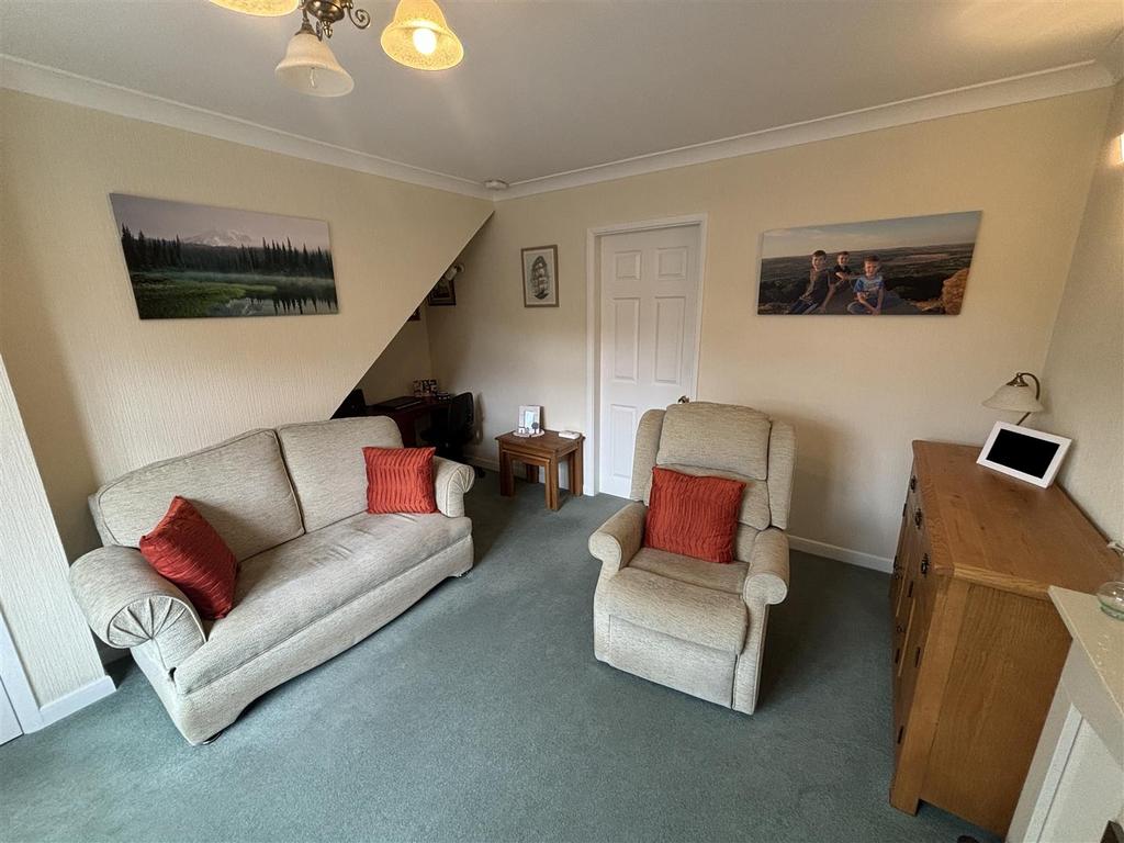 House in Blaby, Glenfields - View 5