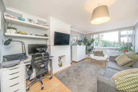 4 bedroom semi-detached house for sale, Stratton Road, Sunbury-On-Thames TW16