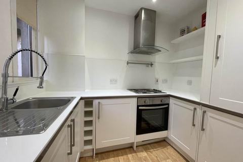 2 bedroom flat to rent, Park Avenue, Dundee,