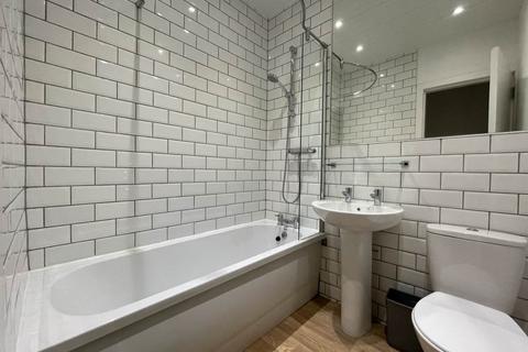 2 bedroom flat to rent, Park Avenue, Dundee,