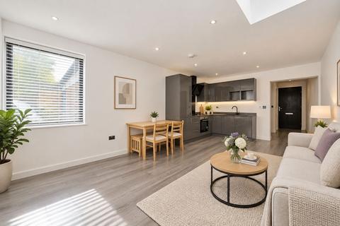 3 bedroom semi-detached house for sale, Ambrose Street, London, SE16
