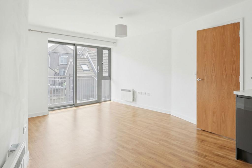Apartment in Somerset - View 2