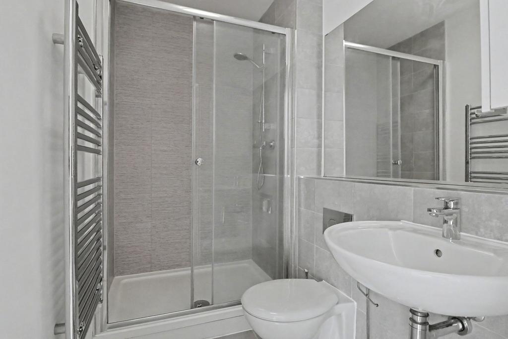 Apartment in Somerset - View 4