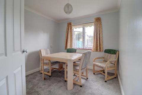 2 bedroom bungalow for sale, Lilybridge, Northam, Bideford