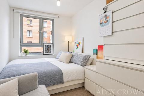 3 bedroom apartment to rent, Carronade Court, Eden Grove, Holloway