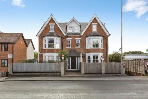 undefined, West Wycombe Road, High Wycombe