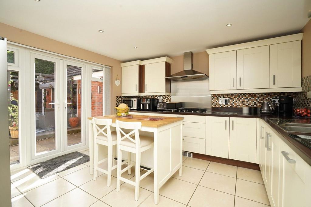 House in Nottingham - View 2