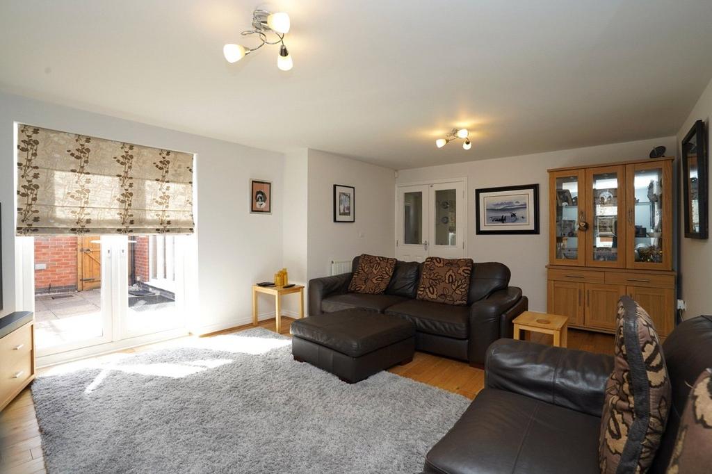 House in Nottingham - View 5