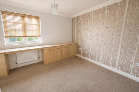 3 bedroom semi-detached house for sale, Hare Bridge Crescent, Ingatestone CM4