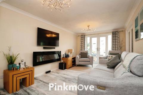 4 bedroom detached house for sale, Grosmont Way, Newport NP10