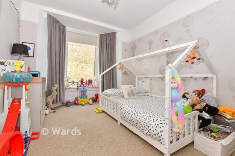 1 bedroom duplex for sale, South Road, Herne Bay, Kent