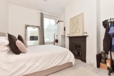 1 bedroom duplex for sale, South Road, Herne Bay, Kent