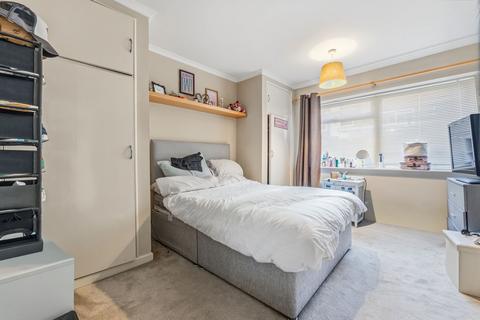 2 bedroom flat for sale, Clumber Crescent South, Nottingham, NG7