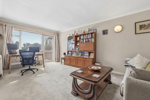 2 bedroom flat for sale, Clumber Crescent South, Nottingham, NG7
