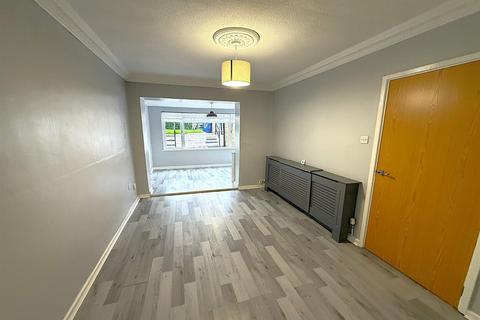 4 bedroom detached house to rent, Woodthorpe Road, Sheffield