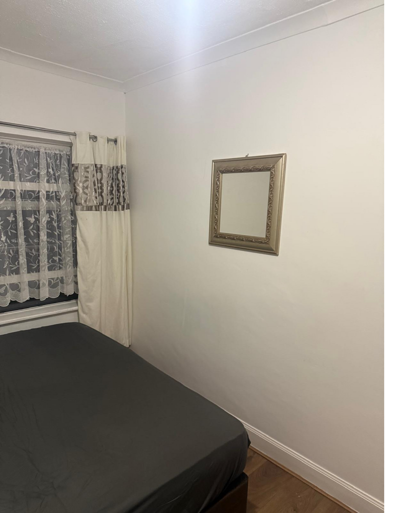 House in Reading - View 2