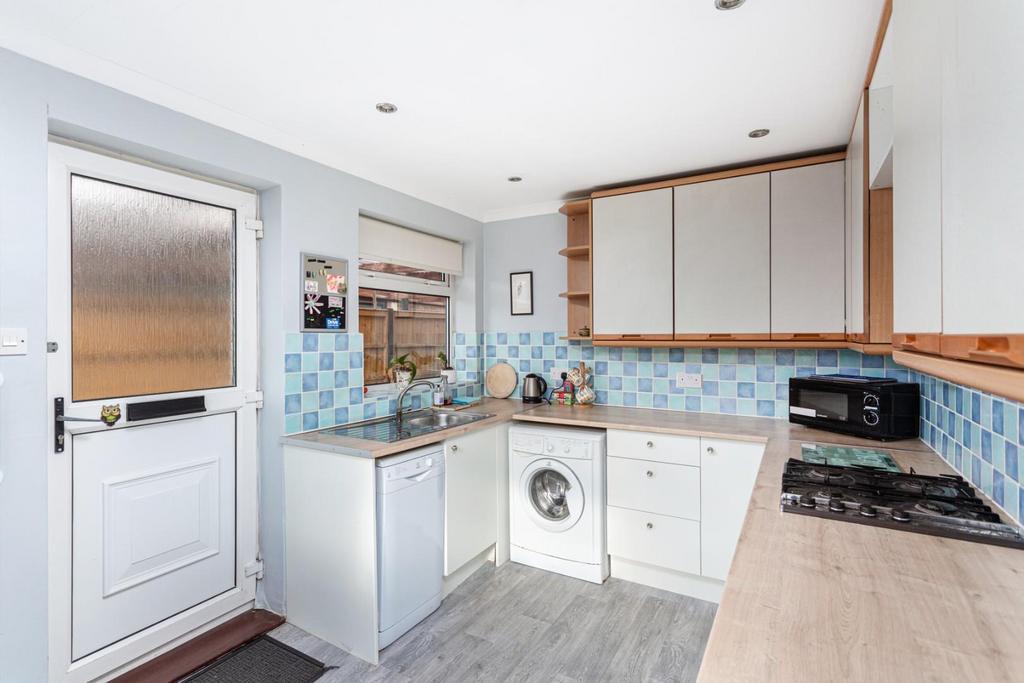House in York, Clifton Park, Rawcliffe - View 4
