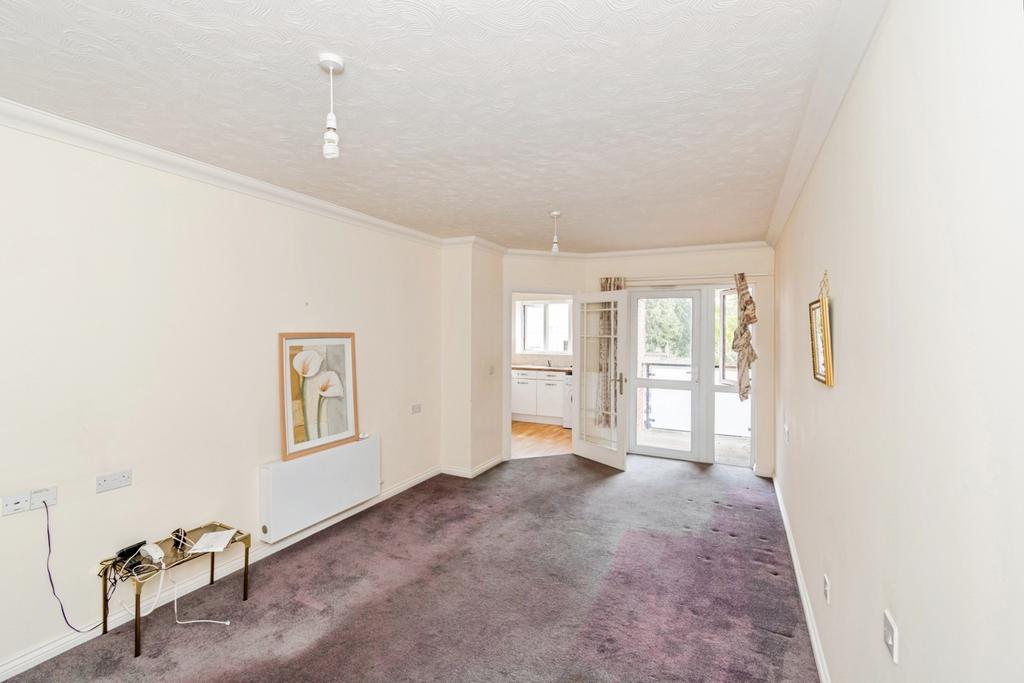 Apartment in Hampshire - View 3
