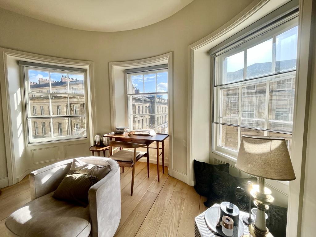 Apartment in Newcastle upon Tyne - View 4